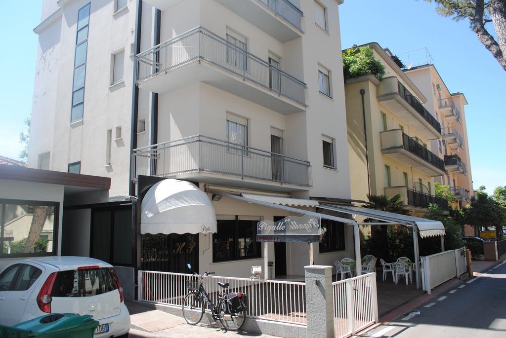 Hotel Pigalle Rimini Extérieur photo