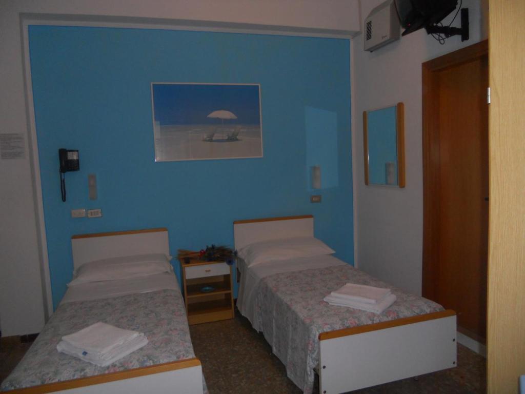 Hotel Pigalle Rimini Extérieur photo